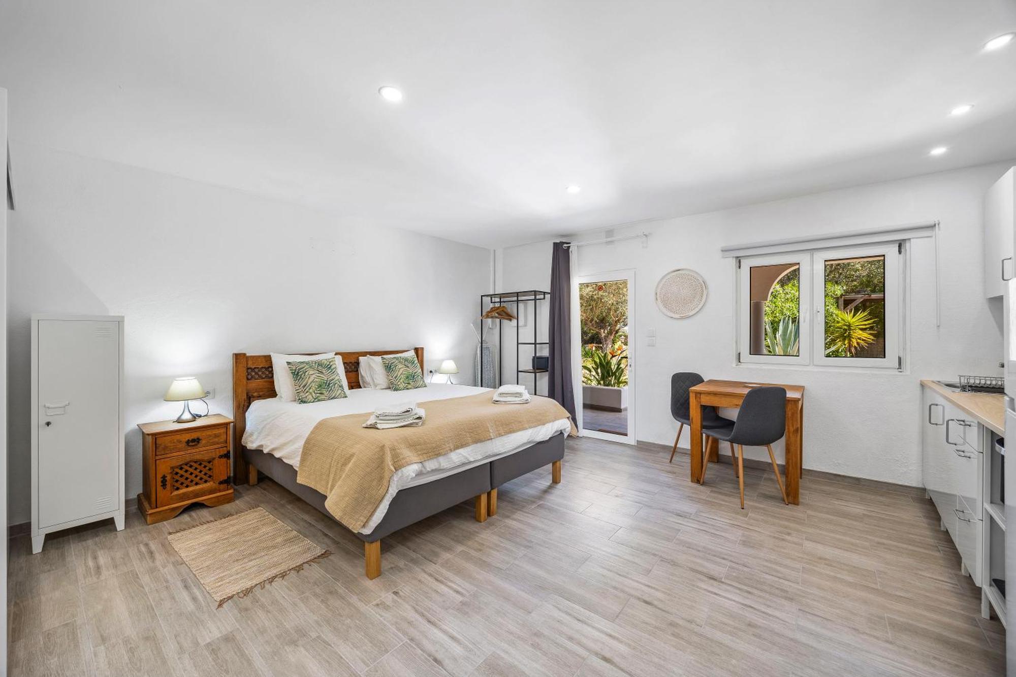 Casa Jardim Oasis Bed & Breakfast Lagoa  Exterior photo