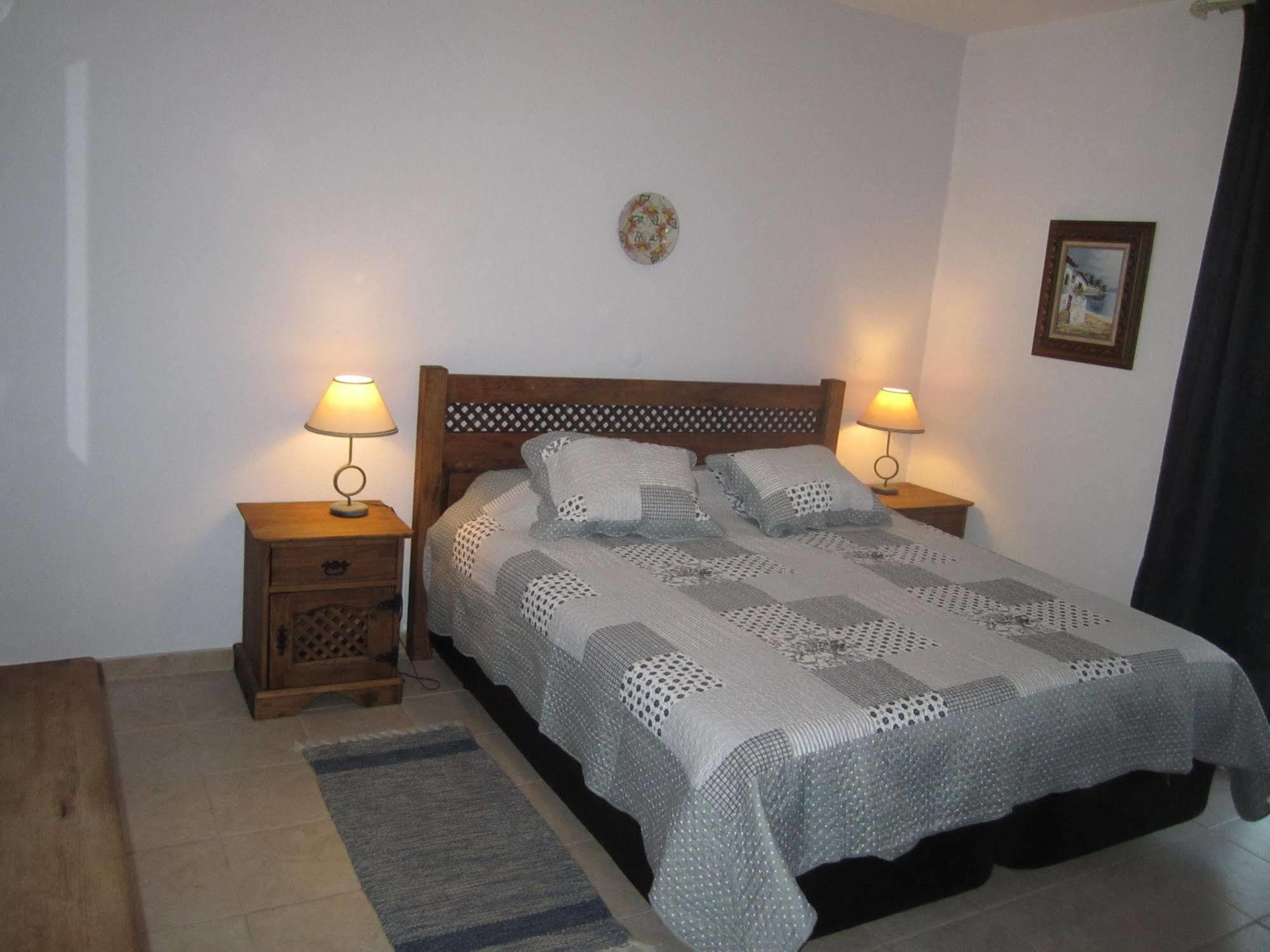Casa Jardim Oasis Bed & Breakfast Lagoa  Exterior photo