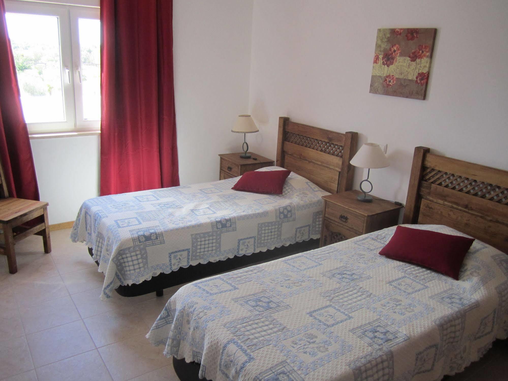 Casa Jardim Oasis Bed & Breakfast Lagoa  Exterior photo